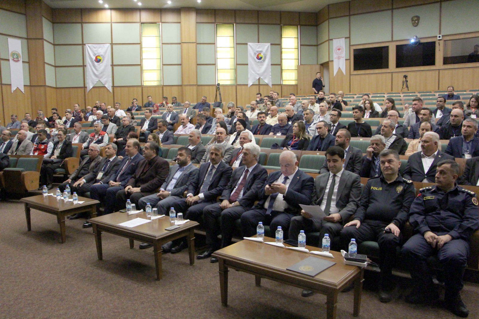 Türkiye’nin pirinç ihtiyacının büyük bir kısmını tek başına göğüsleyen Edirne, tarımın geleceğini belirleyecek kritik bir organizasyona ev sahipliği yapıyor. Kentte, gelişen teknolojiler ve AR-GE projelerinin merkezde olduğu, iki gün sürecek olan kapsamlı 